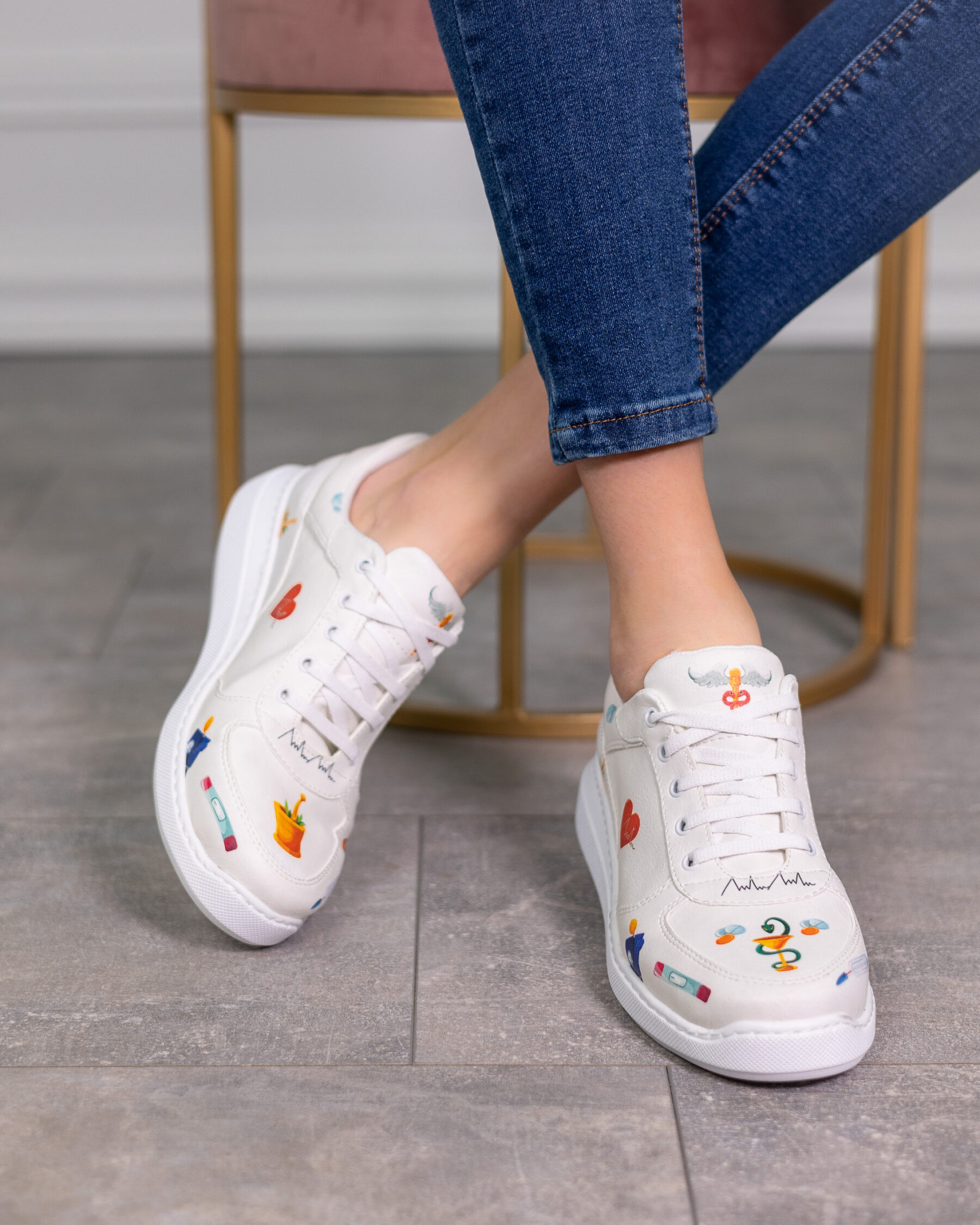 Pantofi de lucru pentru femei Pharmacy 600011 Adidași de lucru 18