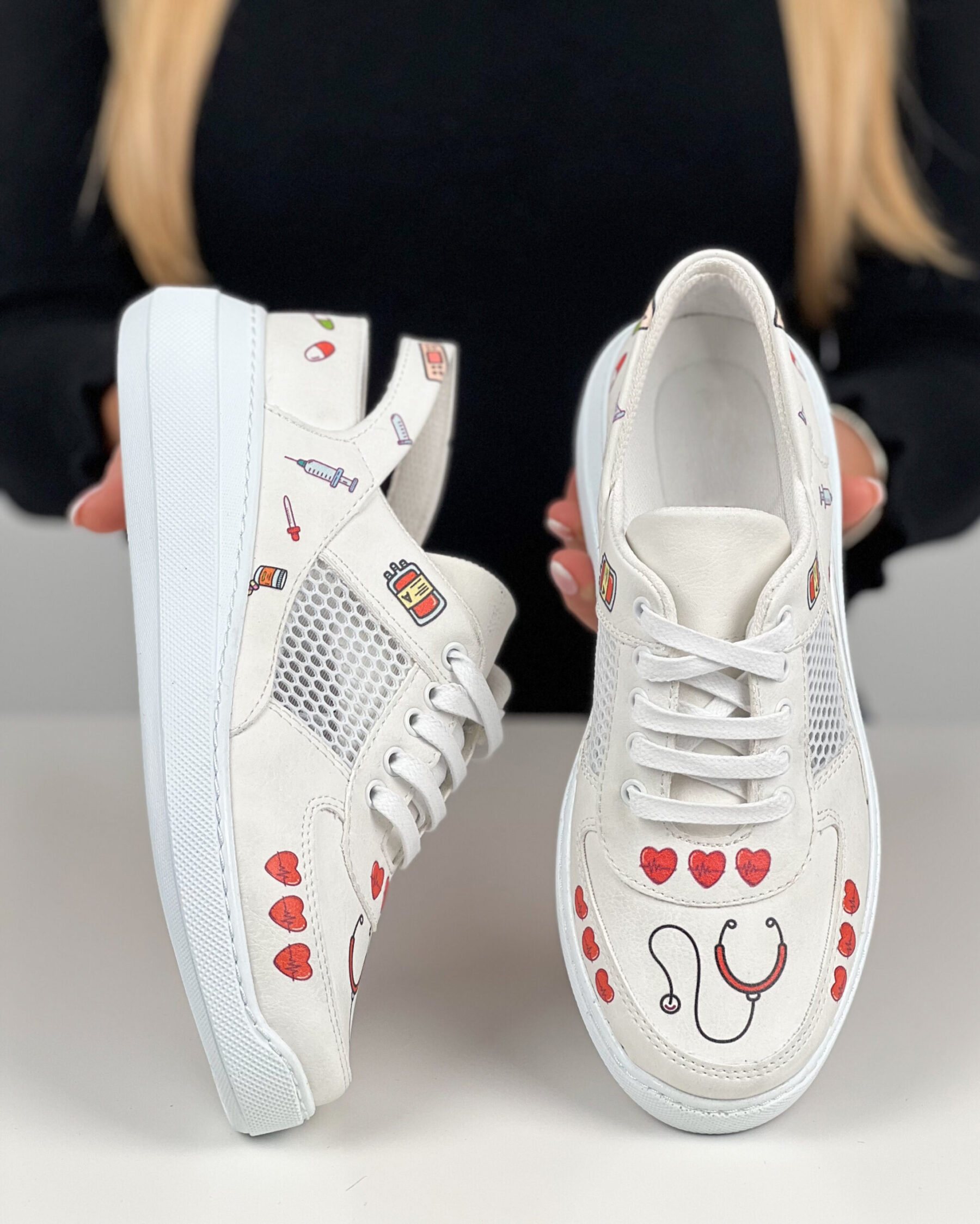 Pantofi de lucru pentru femei Red Hearts 600026 Adidași de lucru 18