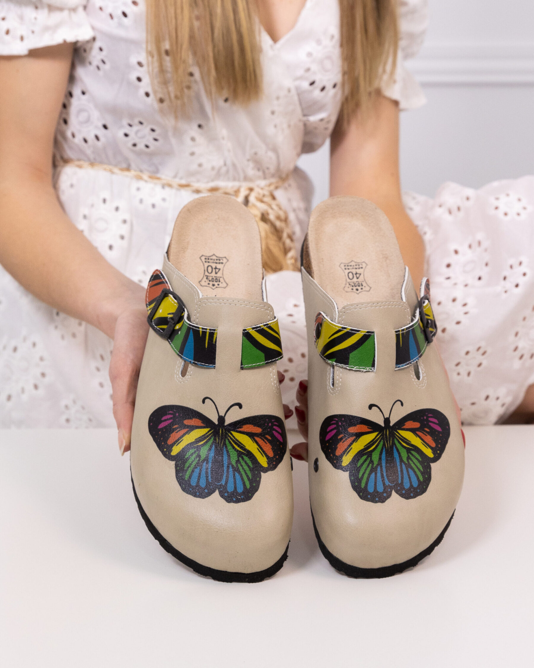 Papuci ortopedici de dama cu brant din piele naturala Colourful Butterfly 700094 Saboti medicali cu talpă ortopedică 18