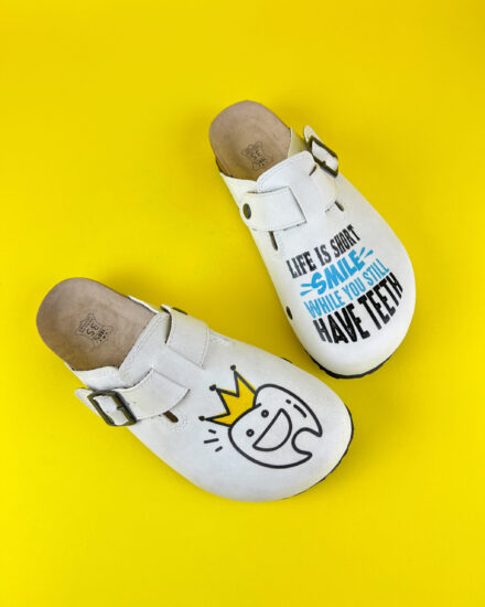 Papuci dama cu branț din piele întoarsă Saboti ortopedici Stomatologic