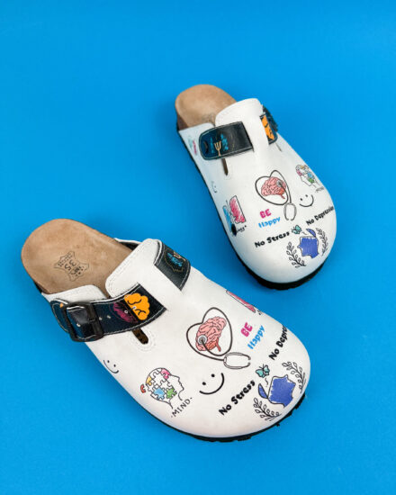 Papuci dama cu branț din piele întoarsă Saboti ortopedici Medicali