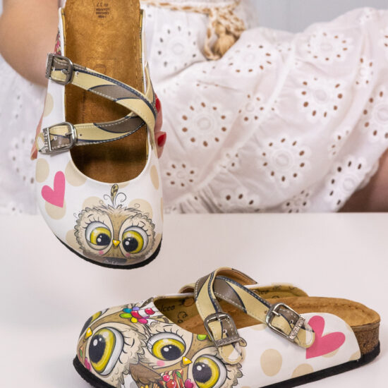 Beige Owls Beige Owls