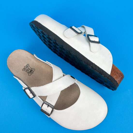 Monochrome Monochrome