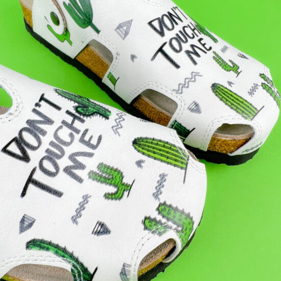 Don't Touch Me Don't Touch Me