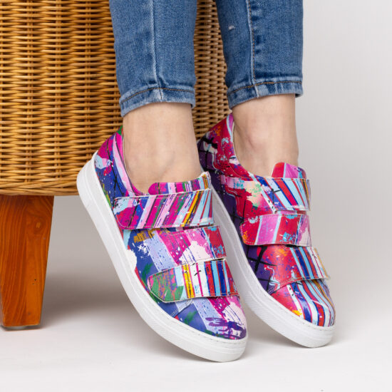 Adidași damă moderni cu design din piele ecologică. Adidași colorați 2