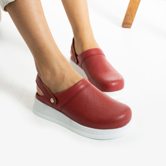 Saboți profesioniști de lucru roșii cu curea detașabilă Saboti medicali plați Culoare uni