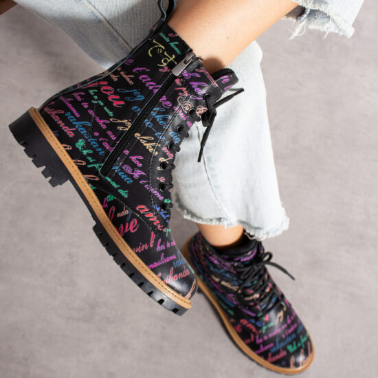 Bocanci moderni de damă din piele naturală, cu design colorat Bocanci damă 2