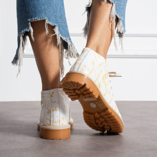 Golden Love Golden Love