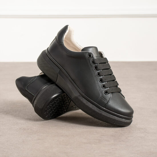 Timeless All Black Timeless All Black