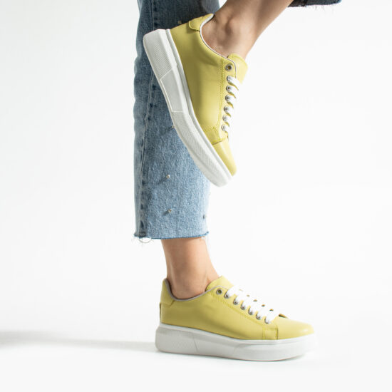 Timeless Yellow Timeless Yellow