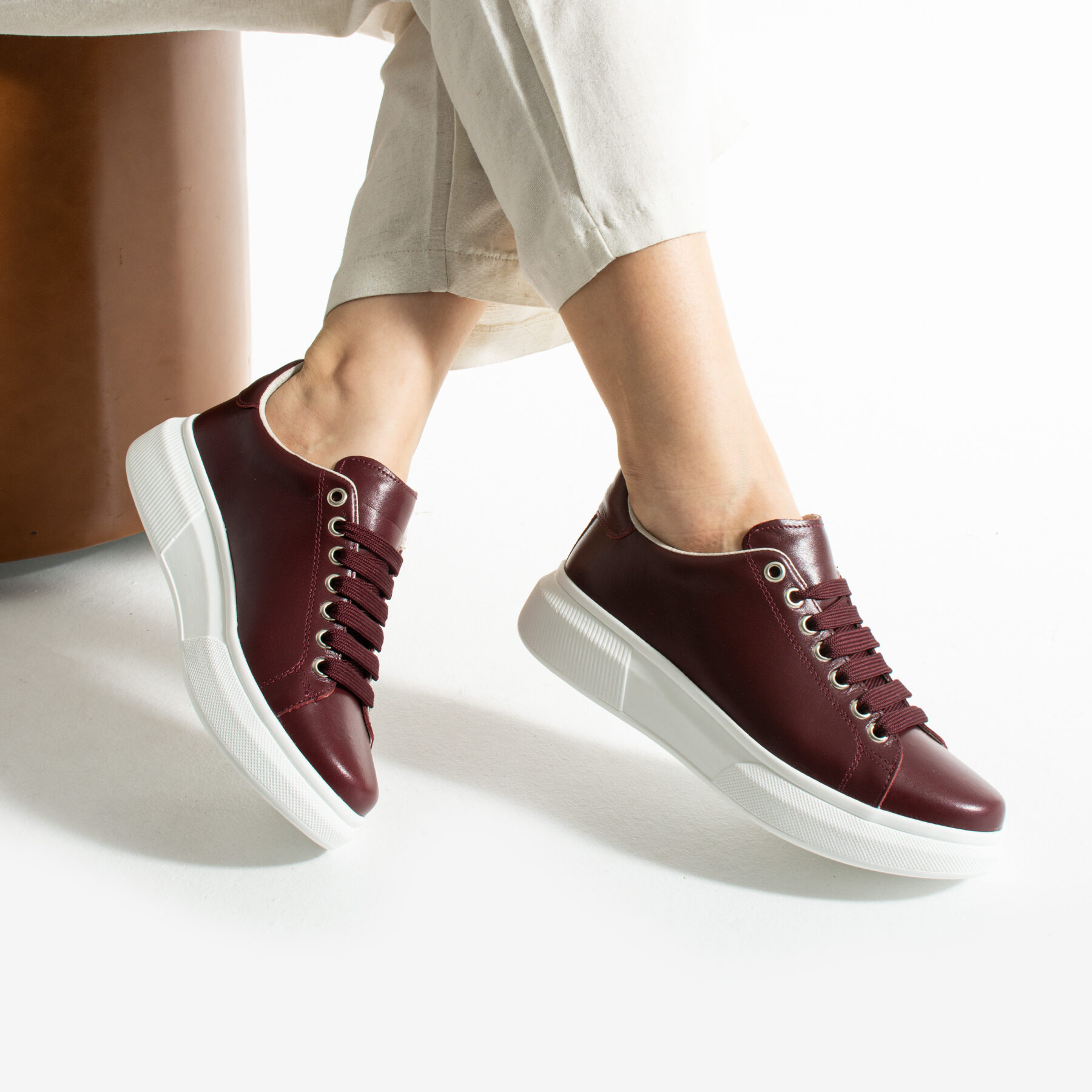 Pantofi sport de damă bordo din piele naturală Adidași colorați 18