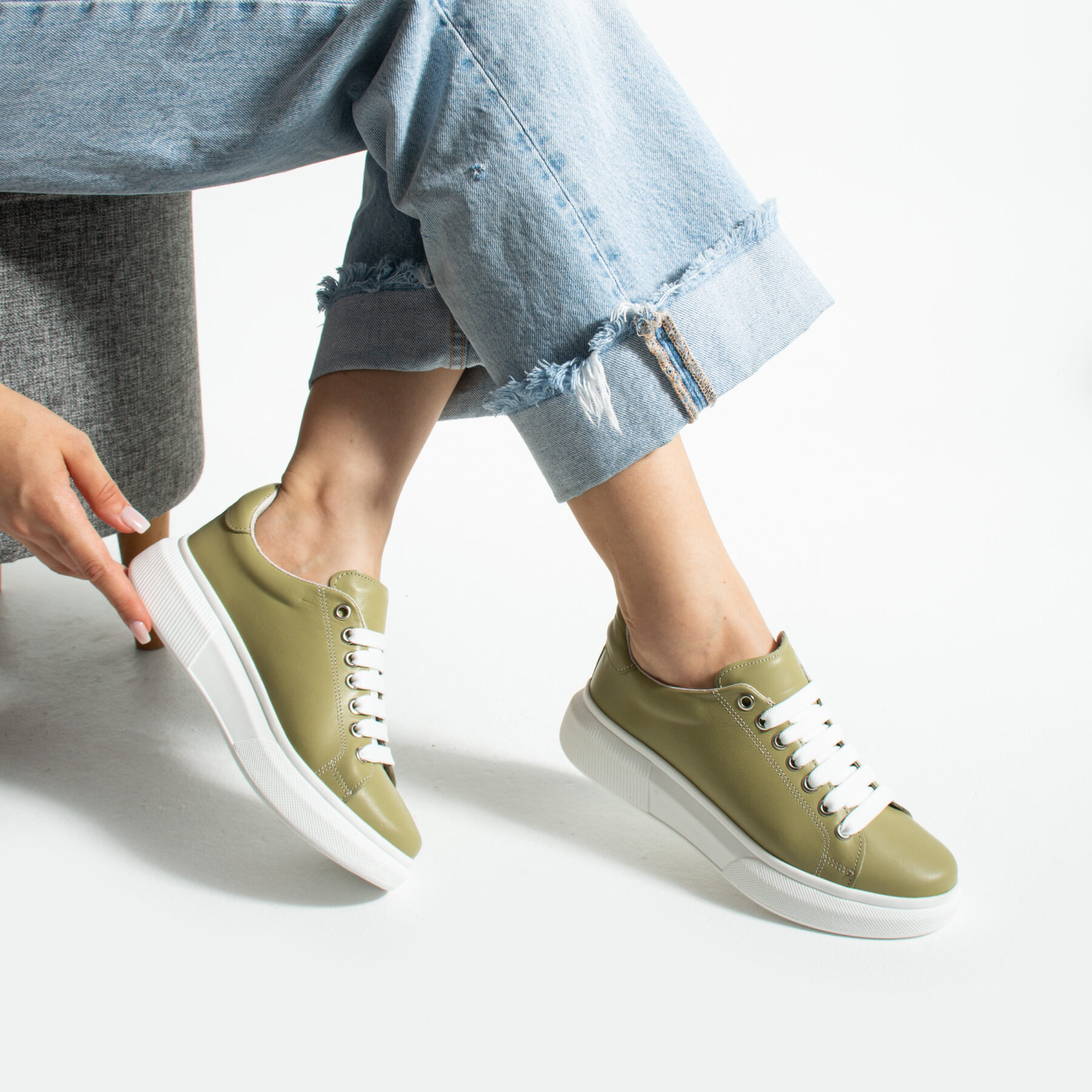 Pantofi sport de damă verzi din piele naturală Adidași colorați 18