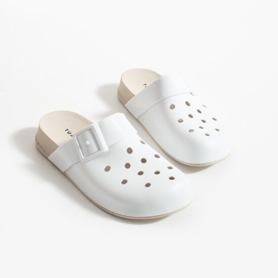 Clio White Clio White