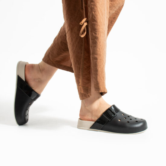 Clio Black Clio Black