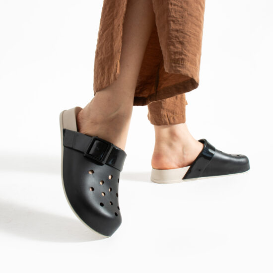 Clio Black Clio Black