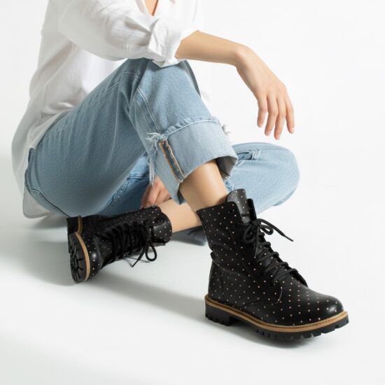 Bocanci damă negri din piele naturală, cu design colorat Bocanci damă