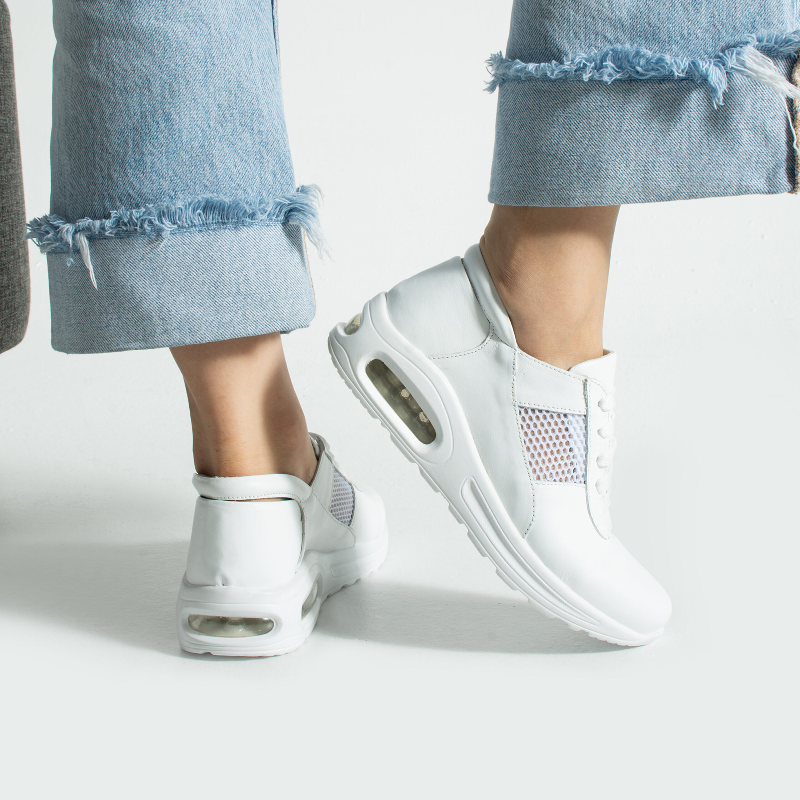 Pantofi anatomici de lucru din piele Adidași medicali de damă Culoare uni 3 Pantofi anatomici de lucru din piele Adidași medicali de damă Culoare uni 3