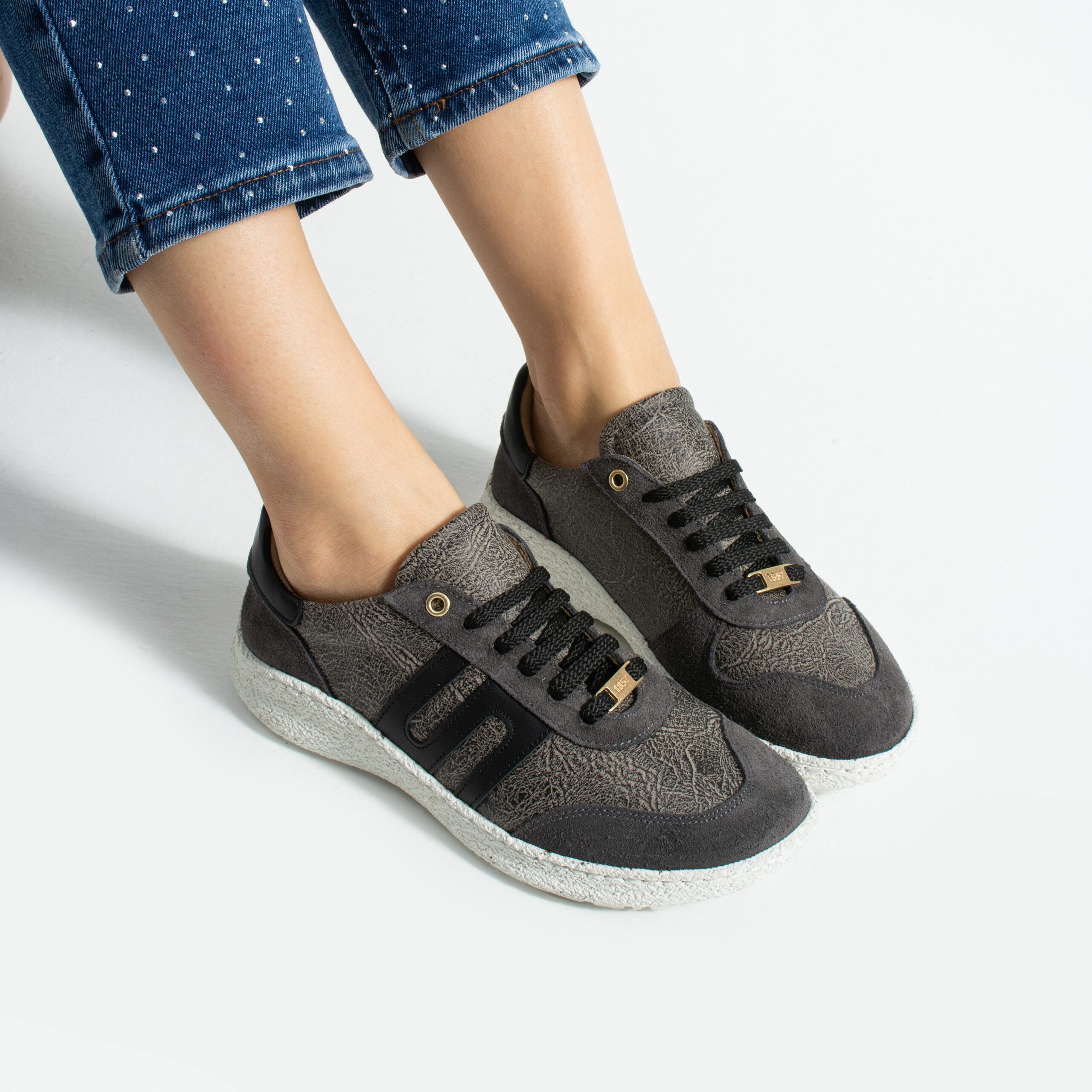 Încălțăminte barefoot damă cu vârf lat – Graphite Încălțăminte barefoot pentru femei Încălțăminte barefoot damă cu vârf lat – Graphite Încălțăminte barefoot pentru femei