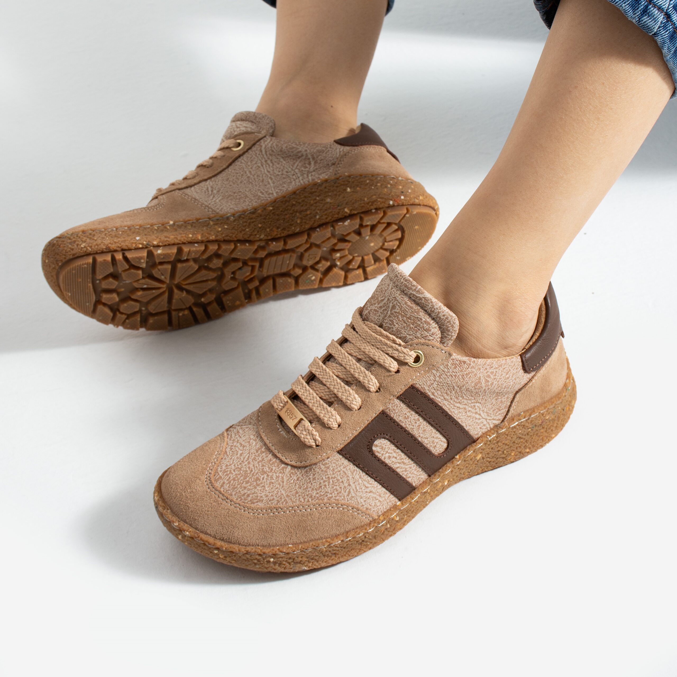 Încălțăminte barefoot damă cu vârf lat – Almond Încălțăminte barefoot pentru femei 5 Încălțăminte barefoot damă cu vârf lat – Almond Încălțăminte barefoot pentru femei 5