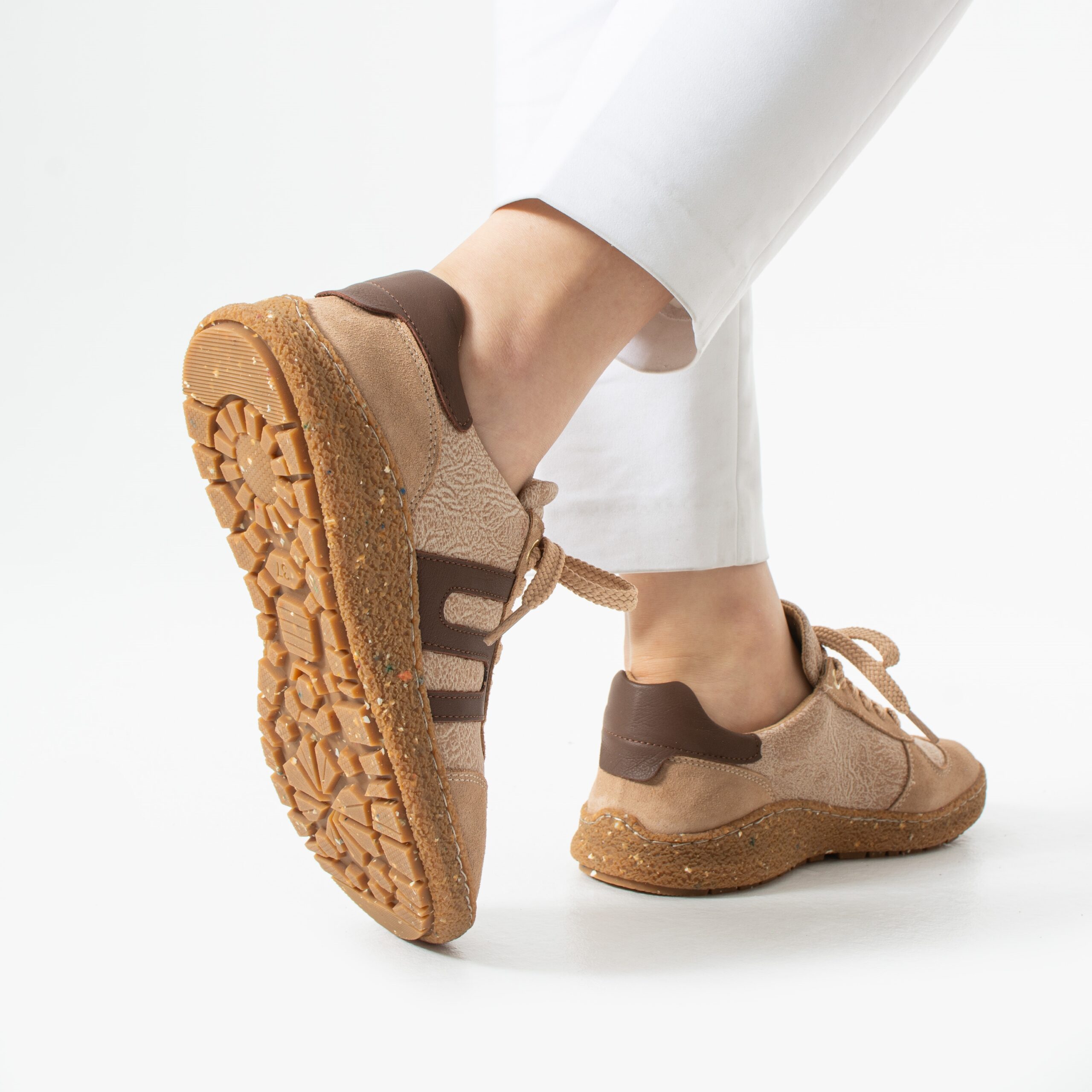 Încălțăminte barefoot damă cu vârf lat – Almond Încălțăminte barefoot pentru femei 8 Încălțăminte barefoot damă cu vârf lat – Almond Încălțăminte barefoot pentru femei 8