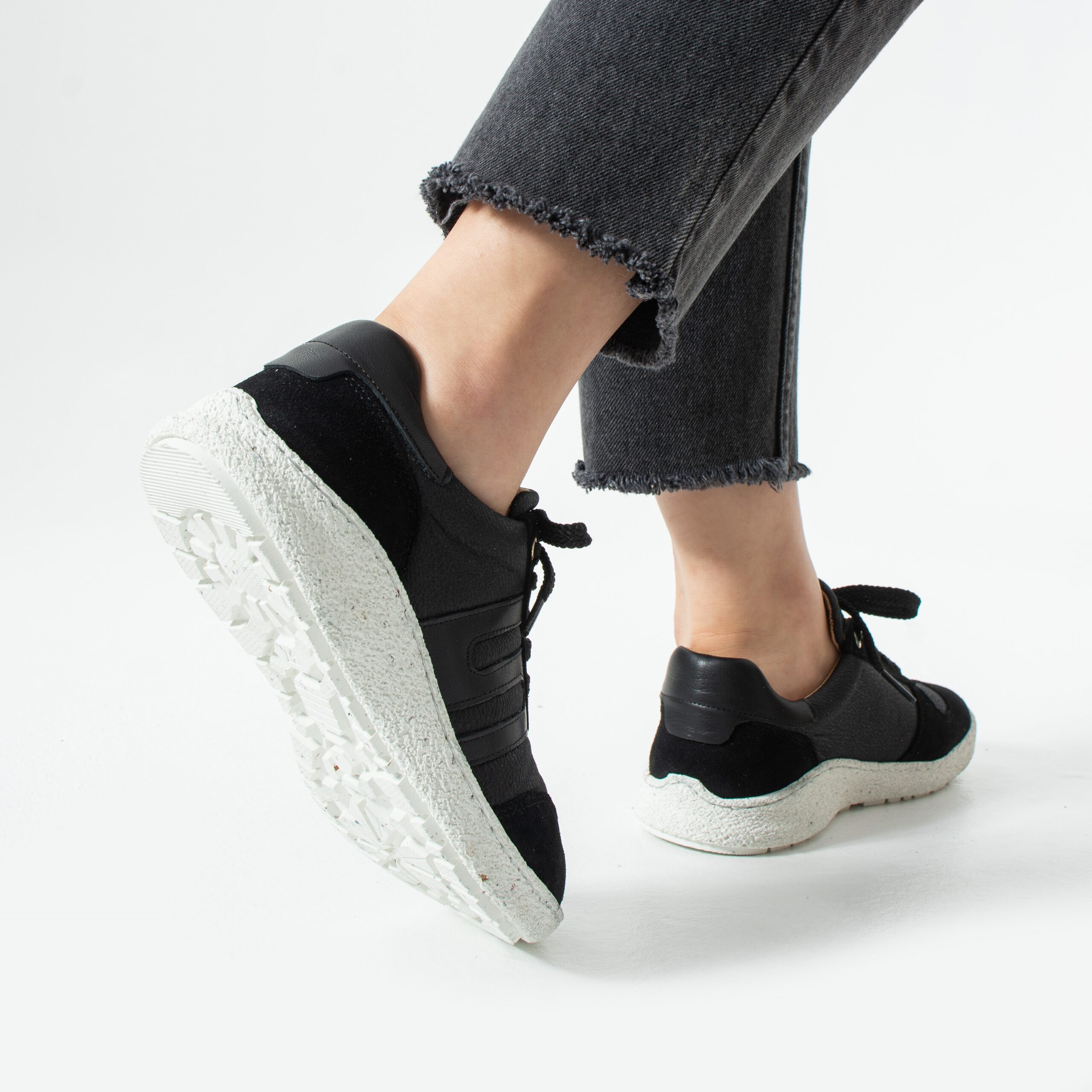 Încălțăminte barefoot damă cu vârf lat – Onyx Încălțăminte barefoot pentru femei 6 Încălțăminte barefoot damă cu vârf lat – Onyx Încălțăminte barefoot pentru femei 6