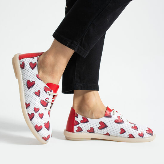 Pantofi casual albi din piele naturală cu spumă de memorie – imprimeu cu inimioa - Естествена кожа