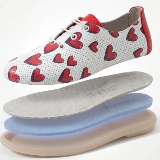 Pantofi casual albi din piele naturală cu spumă de memorie – imprimeu cu inimioa - vedere de sus