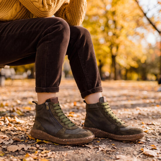 Ghete barefoot de damă din piele naturală cu vârf lat Ghete și bocanci de damă 14 Ghete barefoot de damă din piele naturală cu vârf lat - vedere de sus