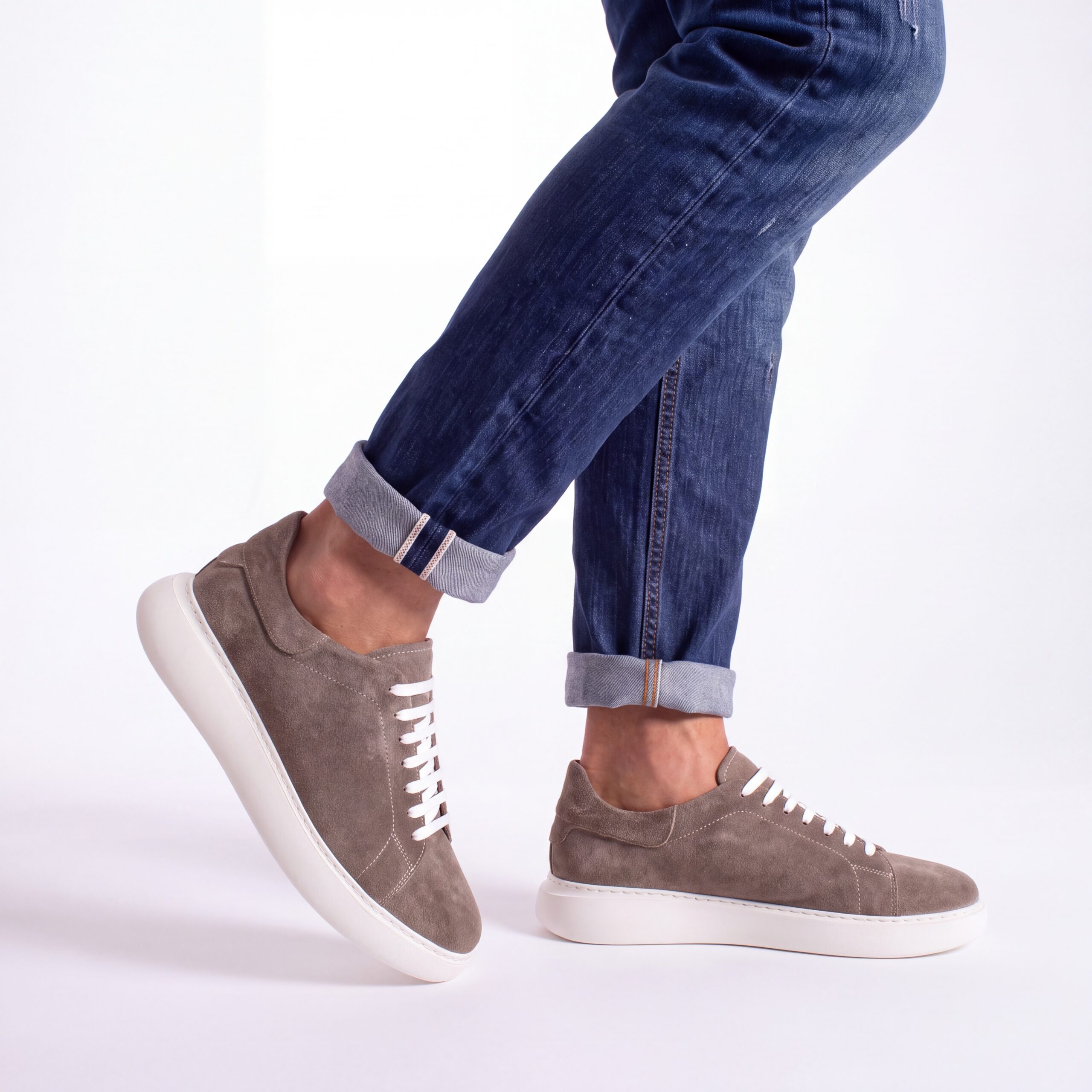 Pantofi casual bărbătești din piele naturală întoarsă Sneakers pentru bărbați 3 Pantofi casual bărbătești din piele naturală întoarsă Sneakers pentru bărbați 3