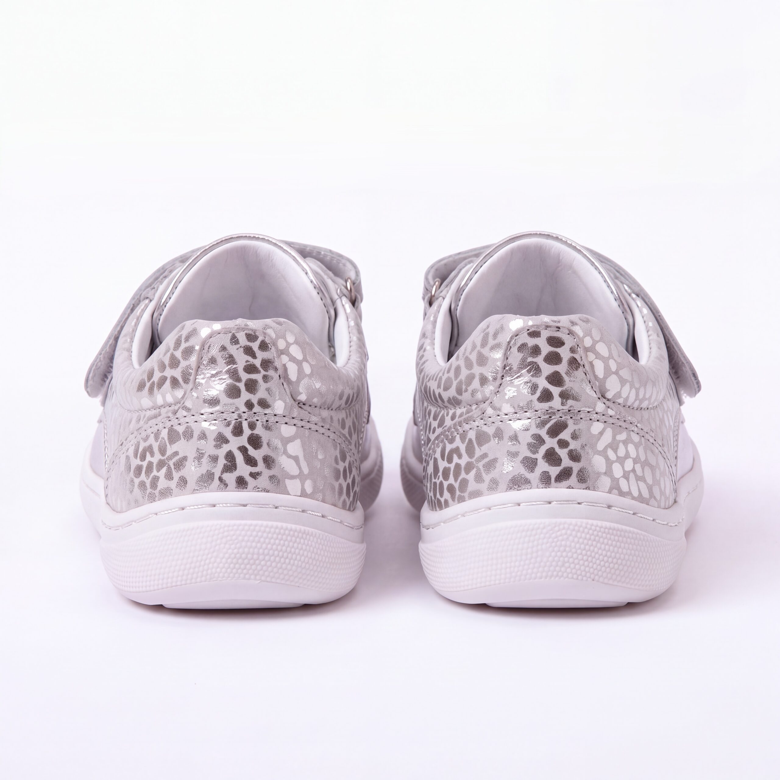 Pantofi barefoot pentru copii din piele naturală incaltaminte-barefoot-pentru-copii 6 Pantofi barefoot pentru copii din piele naturală incaltaminte-barefoot-pentru-copii 6