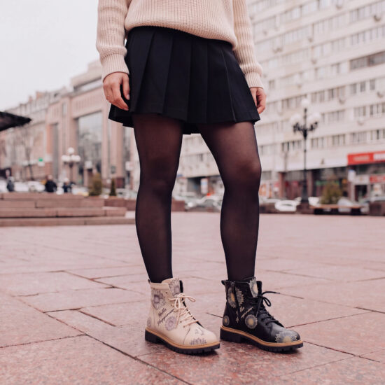 Bocanci de damă din piele naturală cu model colorat Ghete și bocanci de damă 14 Bocanci de damă din piele naturală cu model colorat - vedere de sus