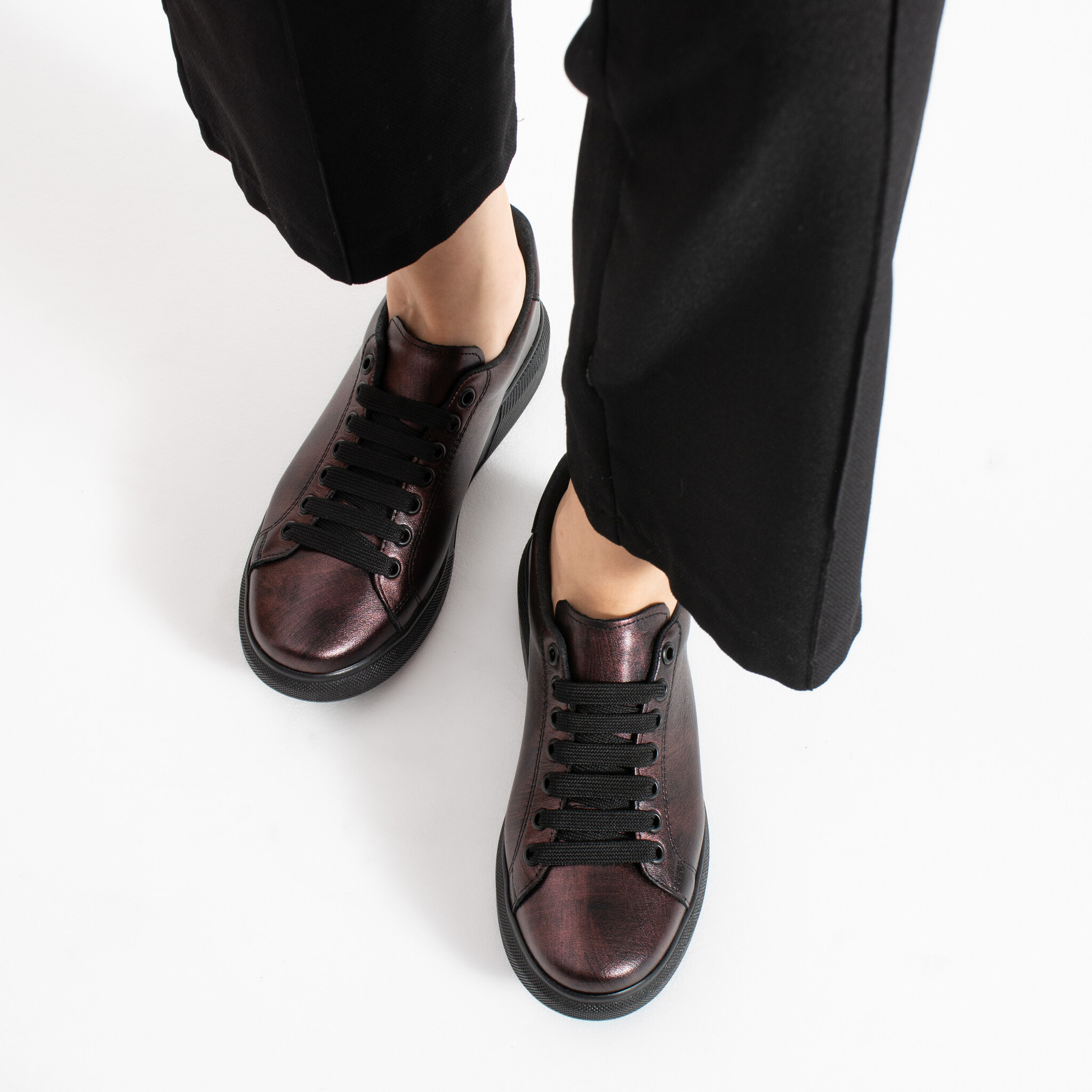 Sneakers casual de damă din piele naturală Sneakers de damă 3 Sneakers de damă - TSL Timeless Vintage